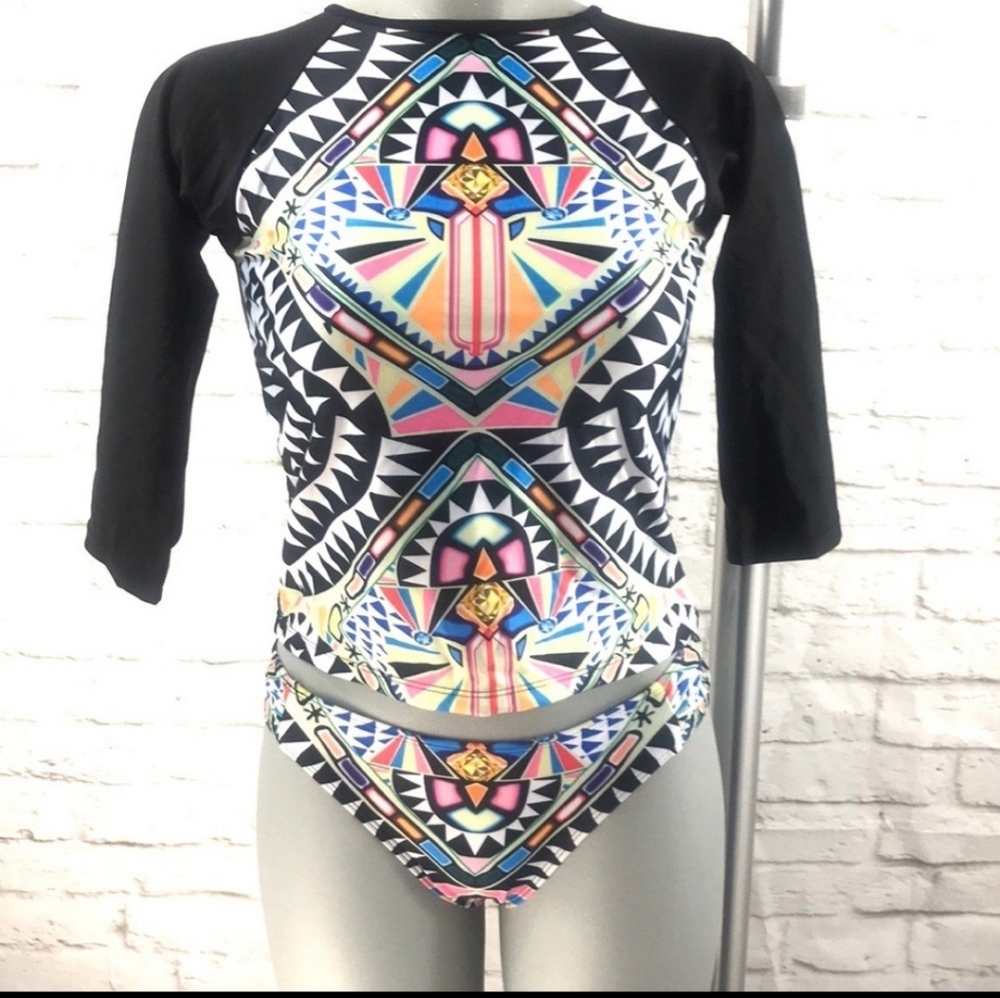 Body Glove Bikini Rash Gard Sporty, Cheeky New, no Tags.